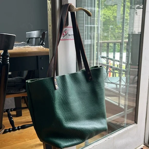 Portland leather Medium classic bacalar tote - Picture 3 of 5